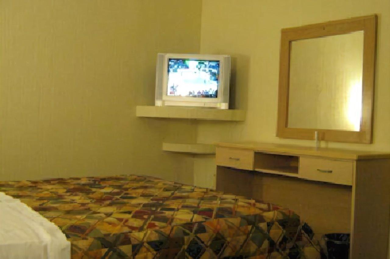 Hotel Castilla Y Leon Guadalajara Dış mekan fotoğraf