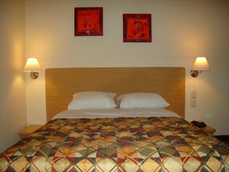 Hotel Castilla Y Leon Guadalajara Dış mekan fotoğraf